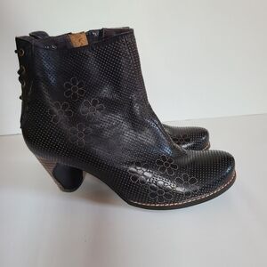 L'artiste Spring step leather Teca Boots Booties